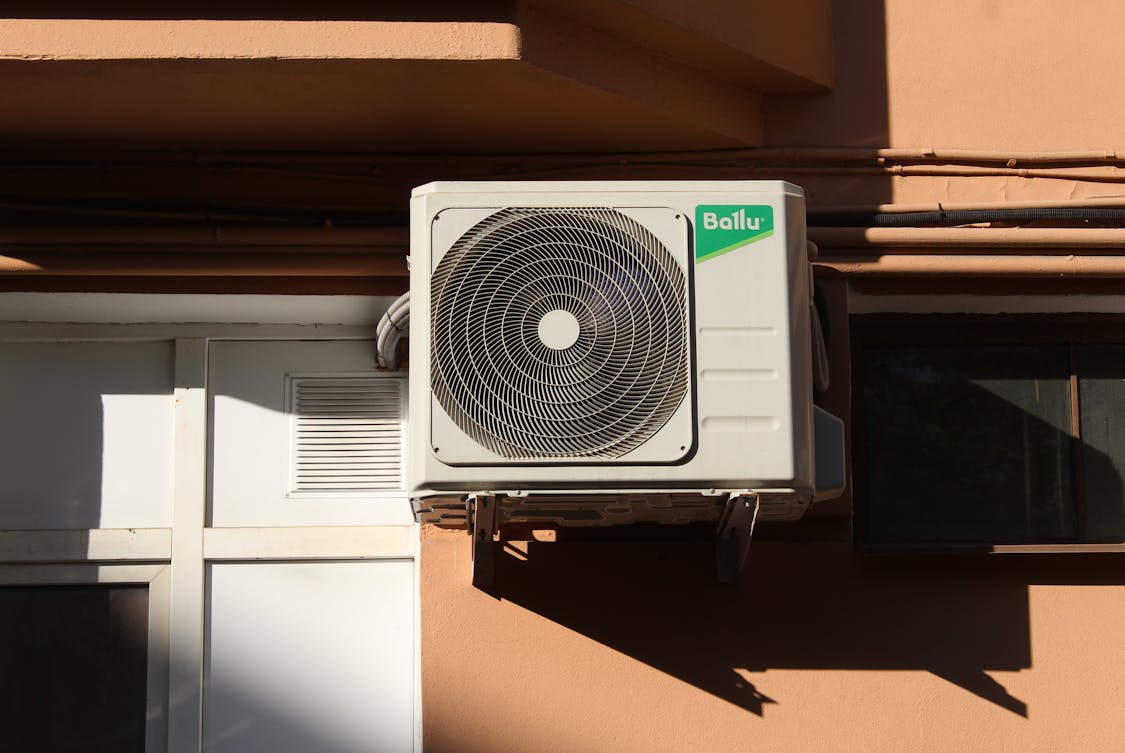 What to Expect During a Professional AC Installation
